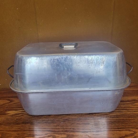 Wear-Ever Vintage 3-pc Roasting Pan 2625 With Vented Lid Cookware